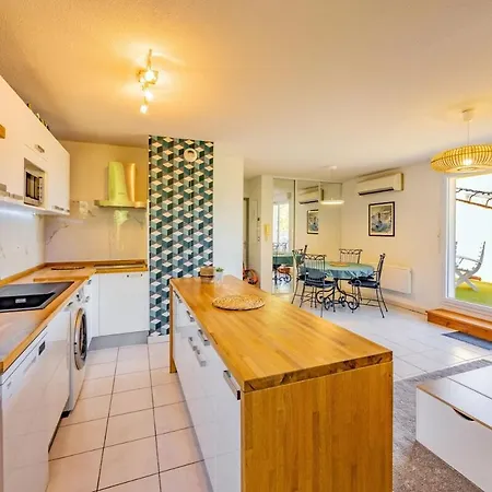 La Viguiere - Terrasse - *